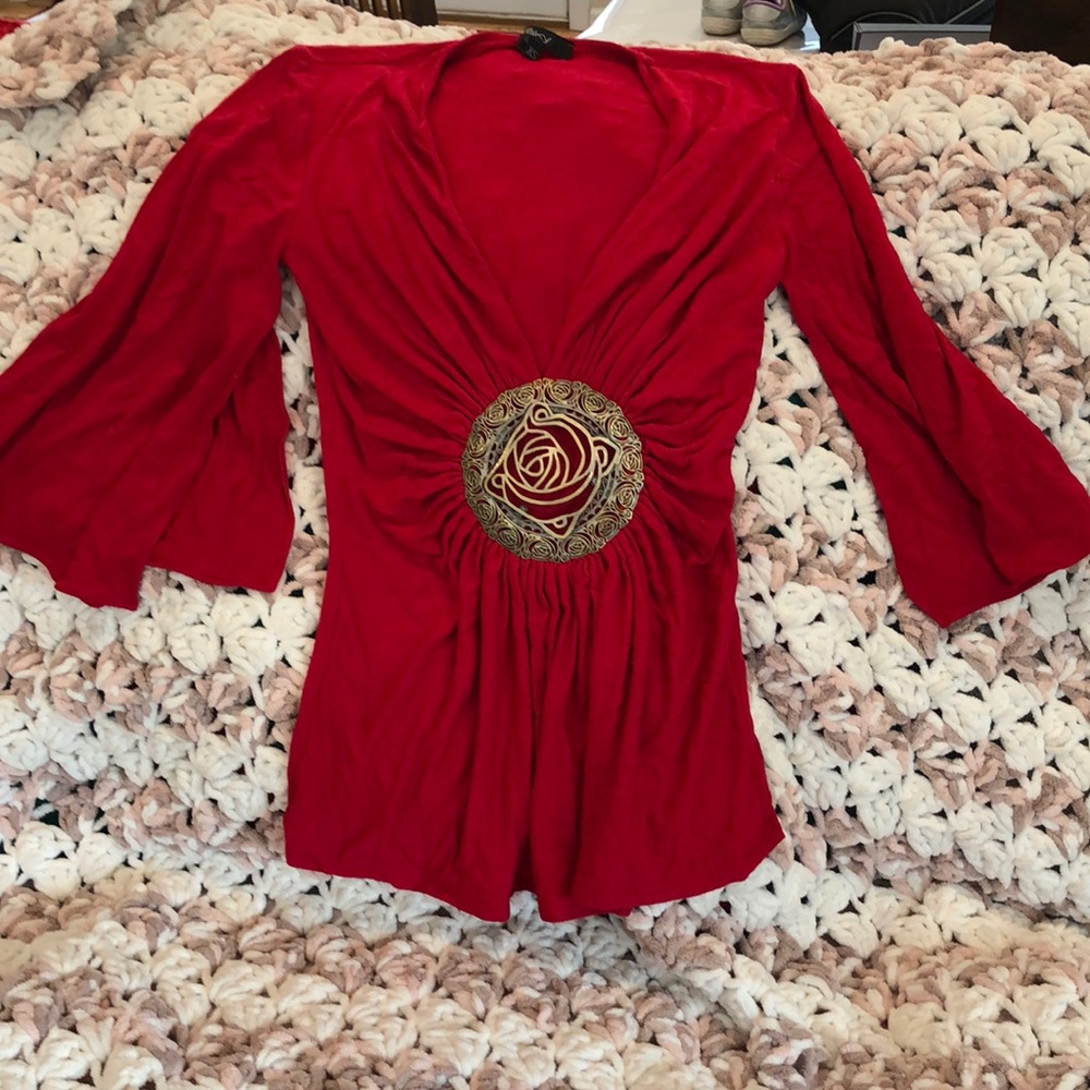Red rose sky top